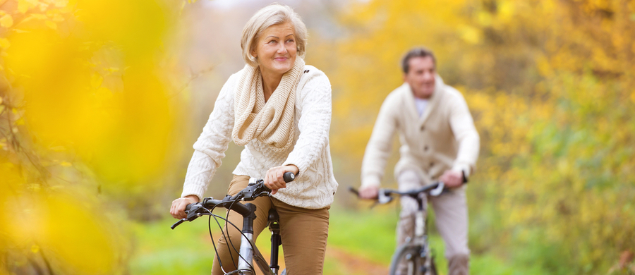 seniors-riding-bikes